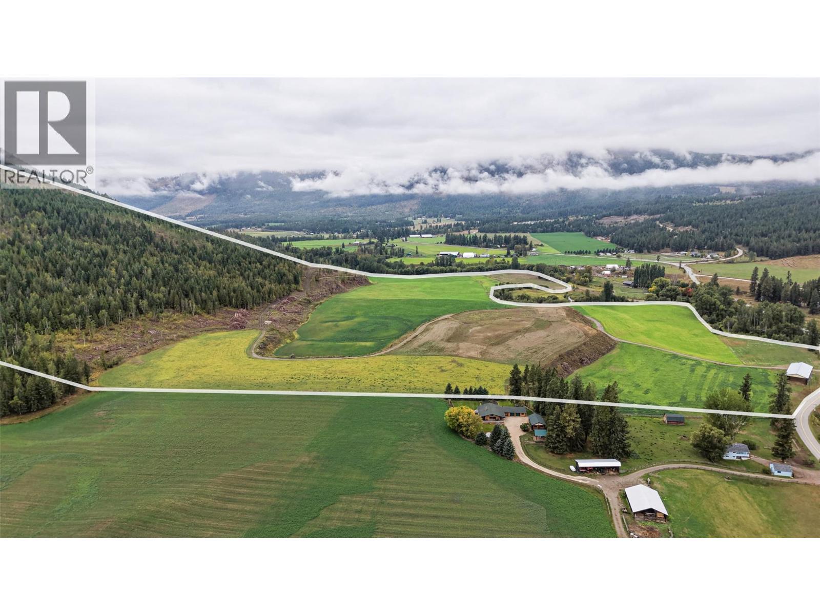  687 Mabel Lake Road, Lumby