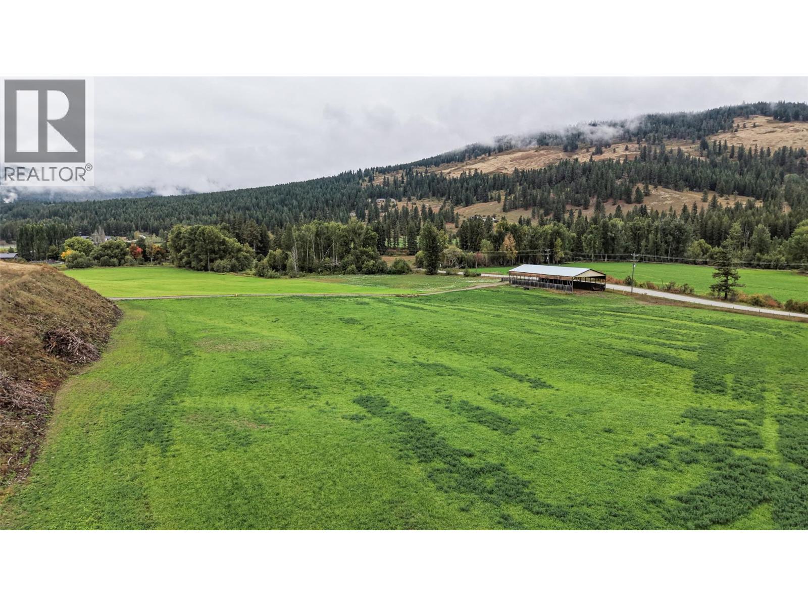  687 Mabel Lake Road, Lumby