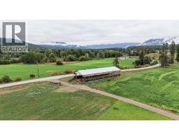 687 Mabel Lake Road, Lumby, BC V0E2G5 Photo 16