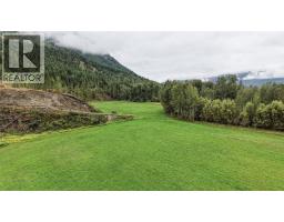 687 Mabel Lake Road, Lumby, BC V0E2G5 Photo 31