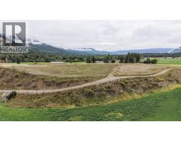 687 Mabel Lake Road, Lumby, BC V0E2G5 Photo 38