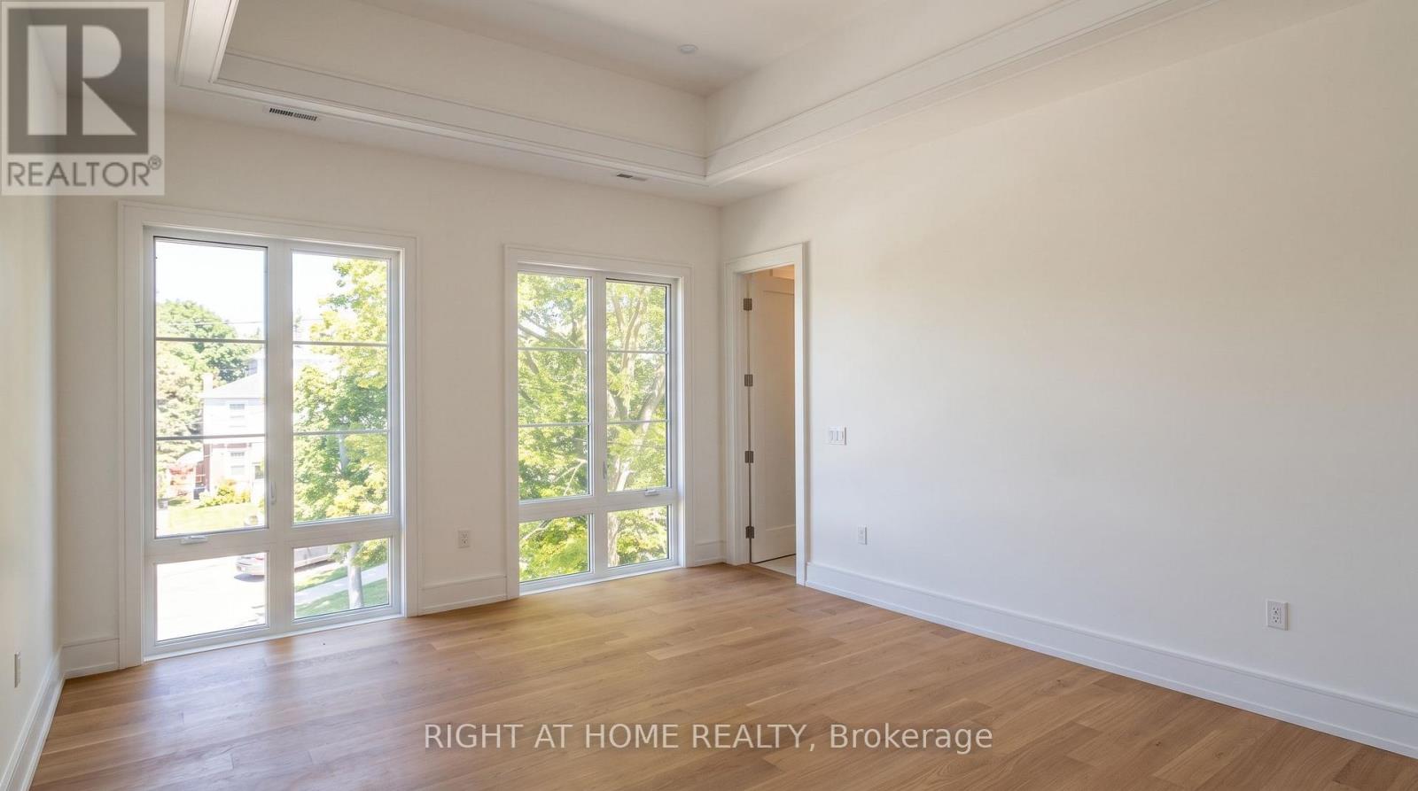 15 ORLON CRESCENT - Image 30
