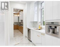 Bathroom - 15 Orlon Crescent, Richmond Hill, ON L4C6S2 Photo 11