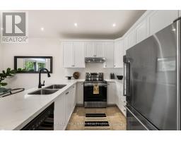 Bathroom - 26 Larcastle Avenue, Markham, ON L6C0A9 Photo 13