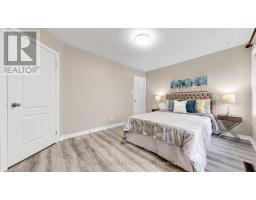 129 Beare Trail, Newmarket, ON L3X3B6 Photo 32