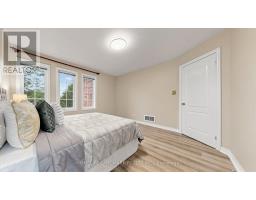 129 Beare Trail, Newmarket, ON L3X3B6 Photo 33
