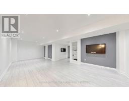 129 Beare Trail, Newmarket, ON L3X3B6 Photo 43