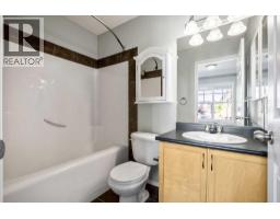 75 Toscana Gardens Nw, Calgary, AB T3L3C2 Photo 28