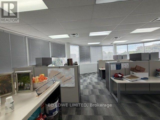 205 - 128 WELLINGTON STREET W, Barrie (Queen's Park) — photo 8