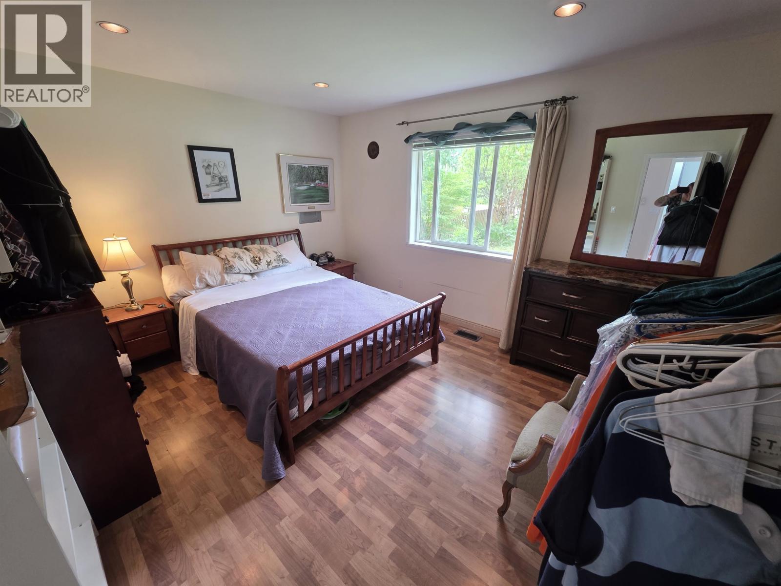 4932 GRAHAM AVENUE - 10