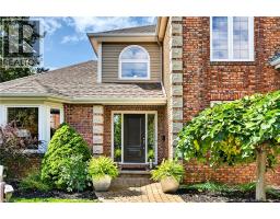 5pc Ensuite bath - 28 Basswood Court, Moncton, NB E1G2E5 Photo 6