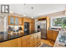 Kitchen - 28 Basswood Court, Moncton, NB E1G2E5 Photo 14