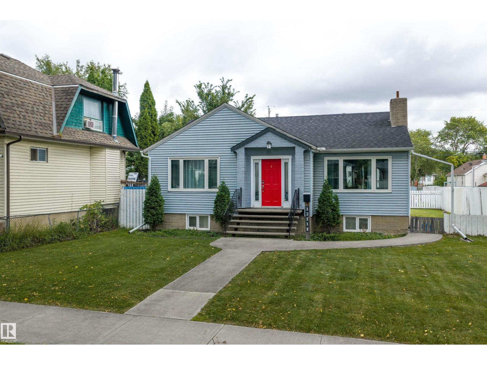 12111 95 ST NW - 35