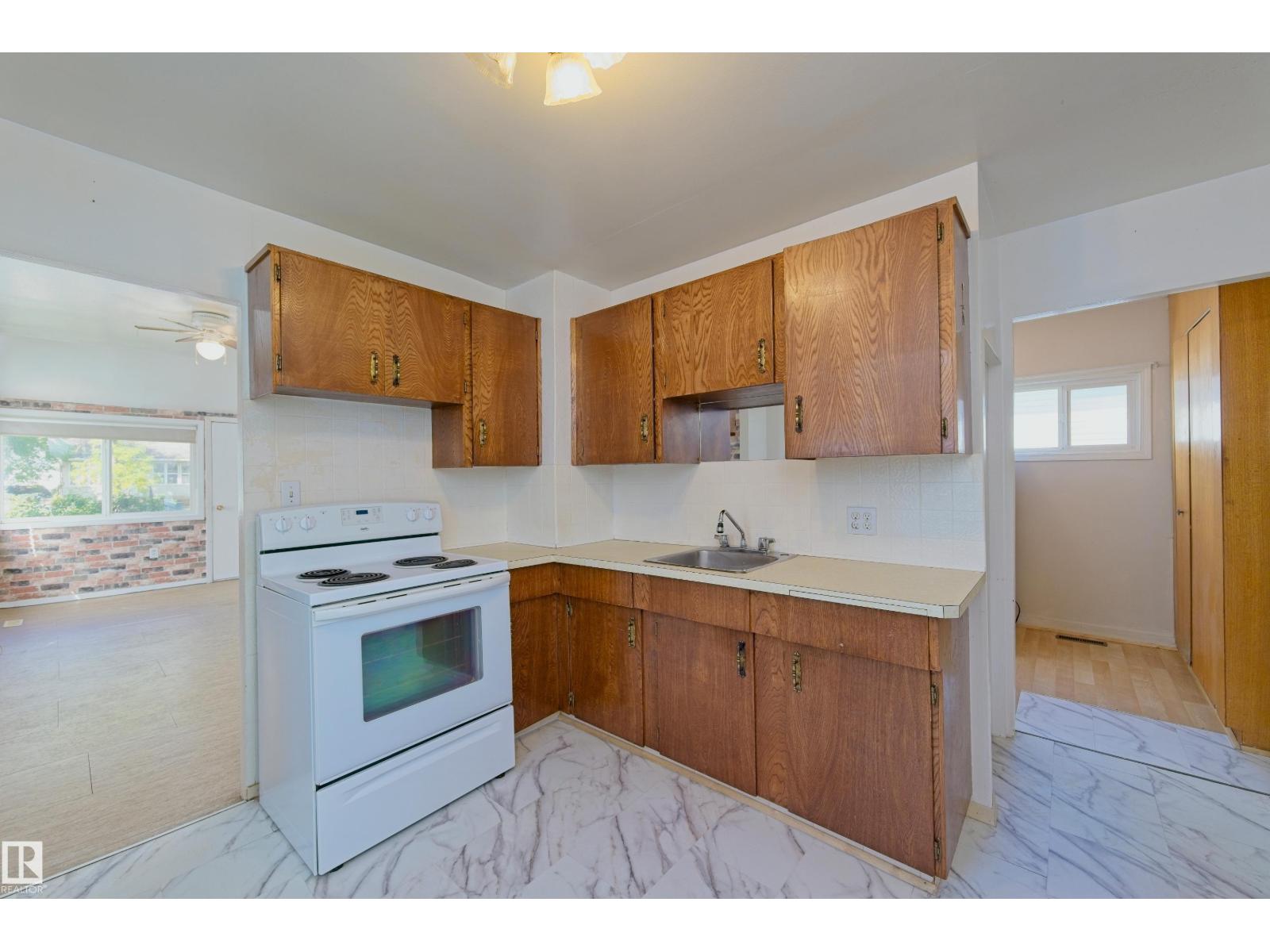 5131 51 Street - 12