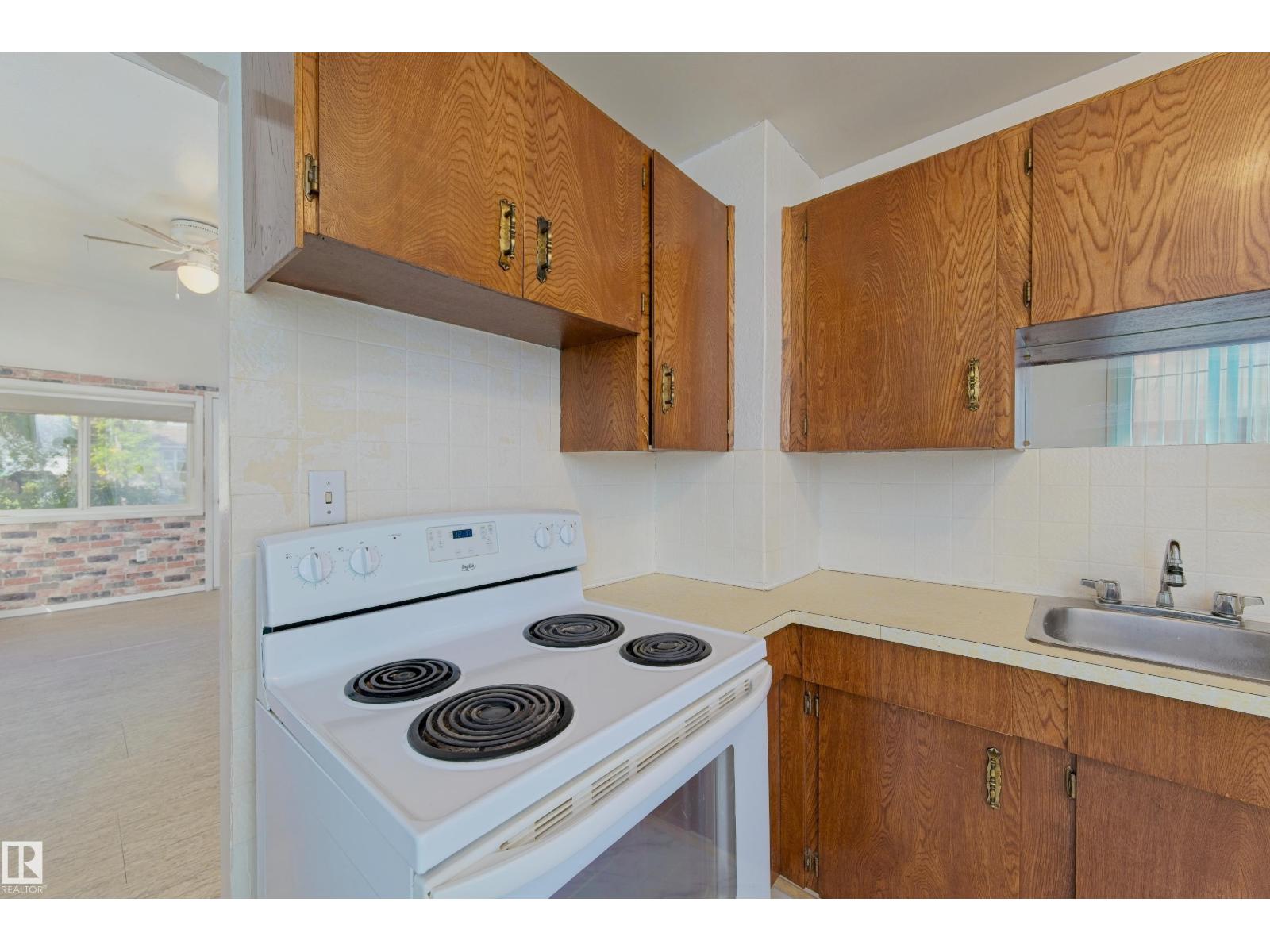 5131 51 Street - 15