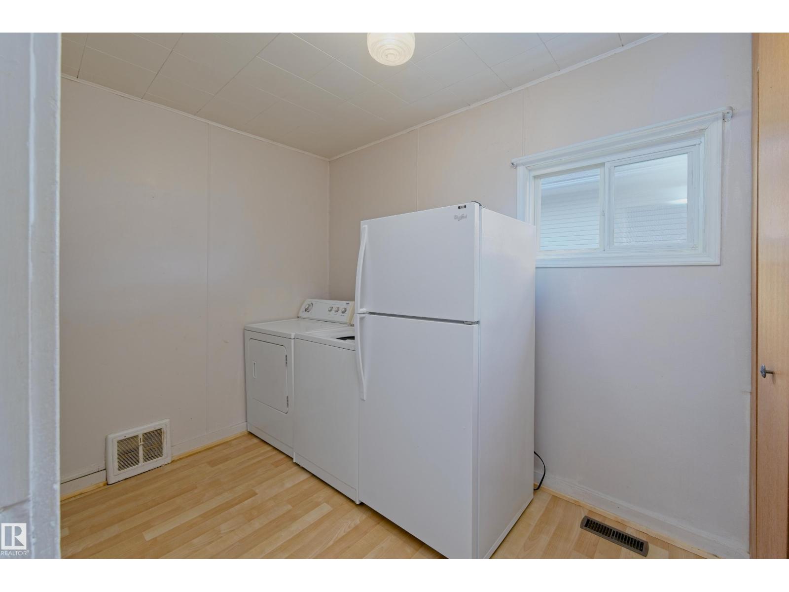 5131 51 Street - 19