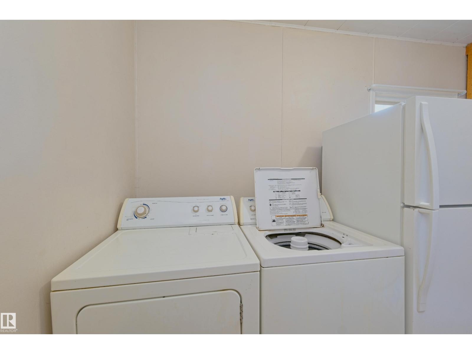 5131 51 Street - Image 20