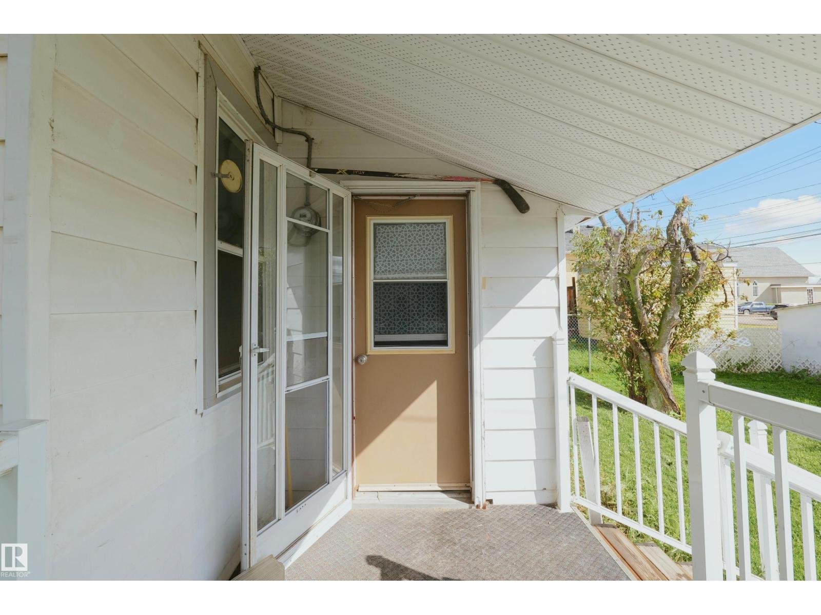 5131 51 Street - Image 30