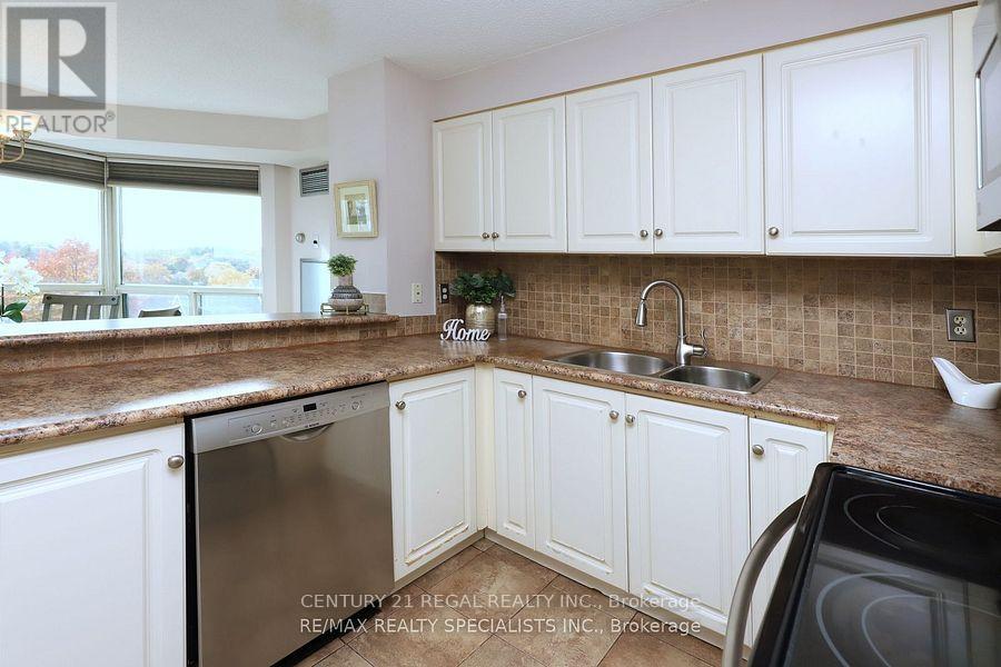 704 - 2155 BURNHAMTHORPE ROAD W, Mississauga (Erin Mills) — photo 5