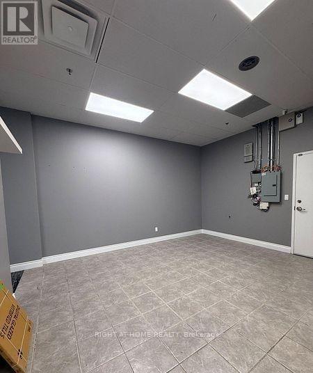 105 - 1 DE BOERS DRIVE, Toronto (York University Heights) — photo 8