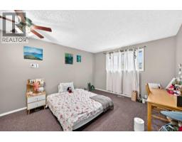 Dining room - 5126 Bowness Road Nw, Calgary, AB T3B0C2 Photo 11
