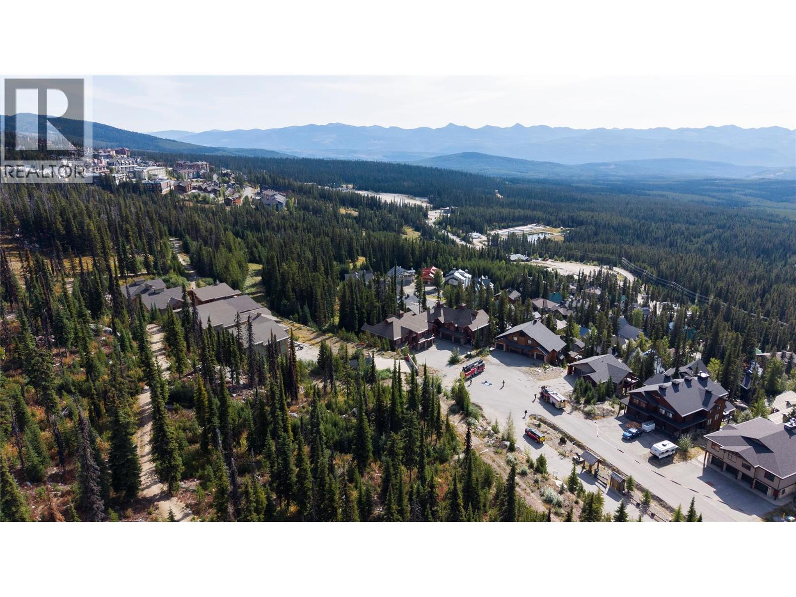 23 5940 Snow Pines Way, Big White