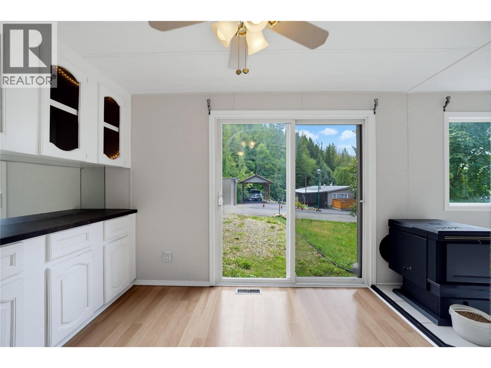 8 5 97A Highway, Sicamous