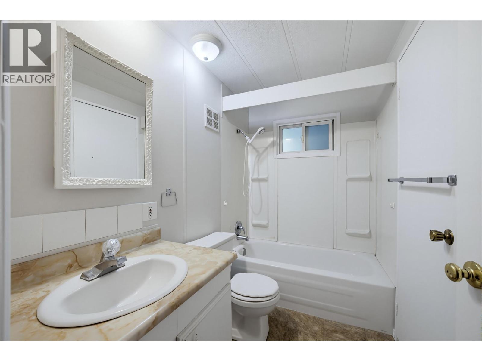 8 5 97A Highway, Sicamous
