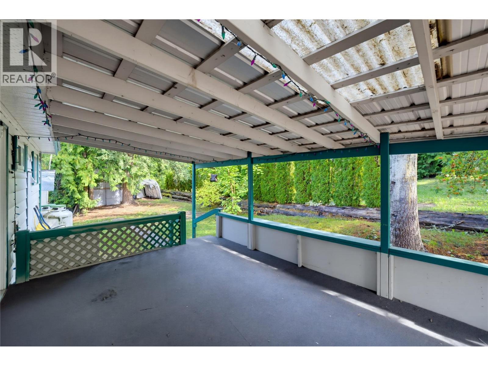8 5 97A Highway, Sicamous
