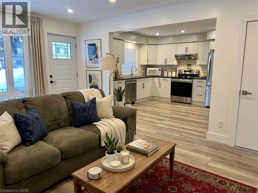27 WINSLOW Drive — photo 3