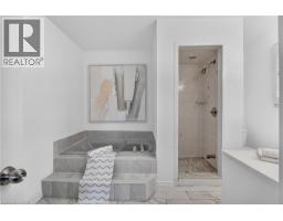 2450 Overton Drive, Burlington, ON L7P4B5 Photo 31