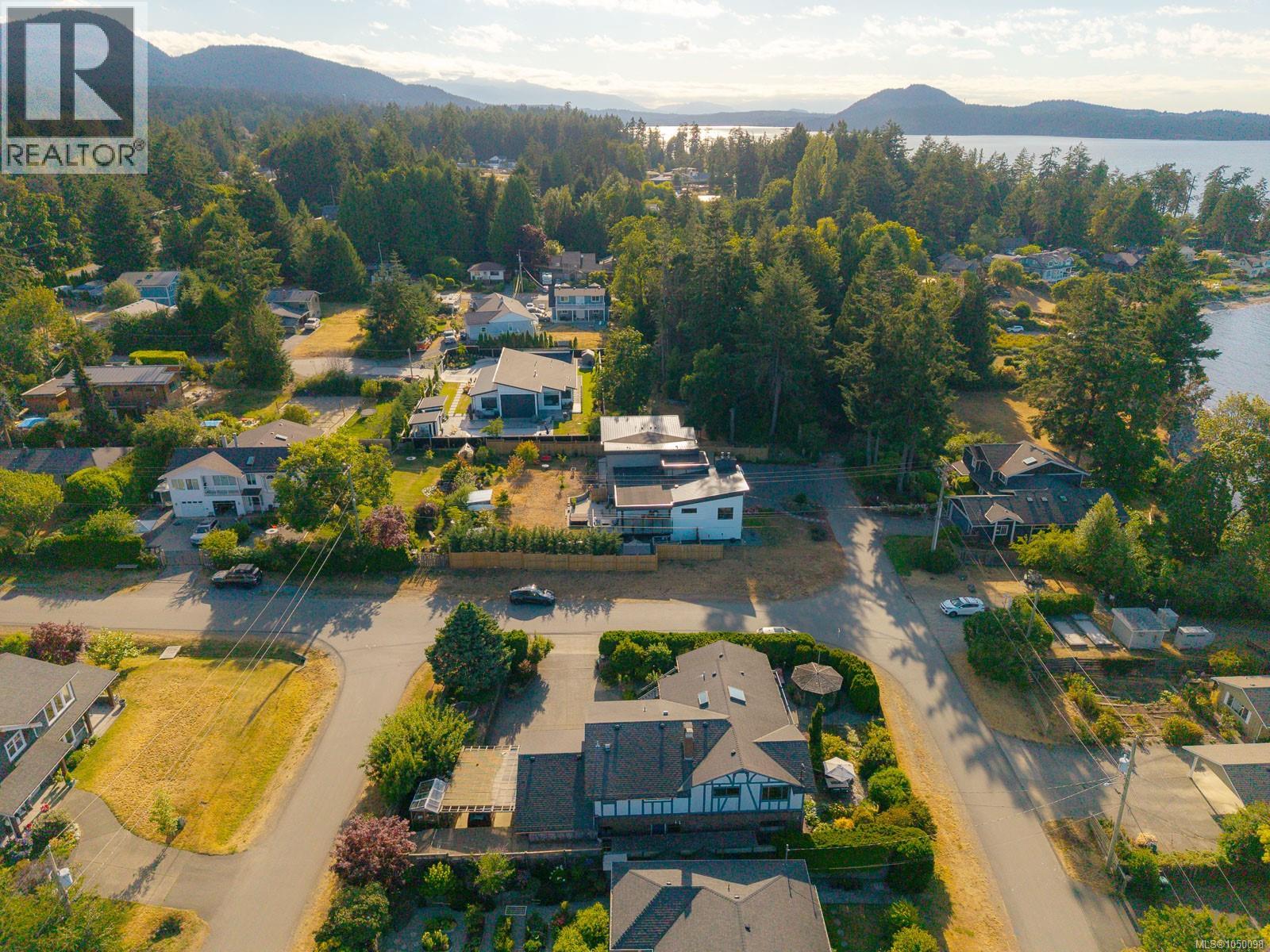 7115 Huddlestone Rd - 35