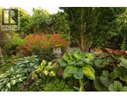 7115 Huddlestone Rd, Lantzville, BC V0R2H0 Photo 24