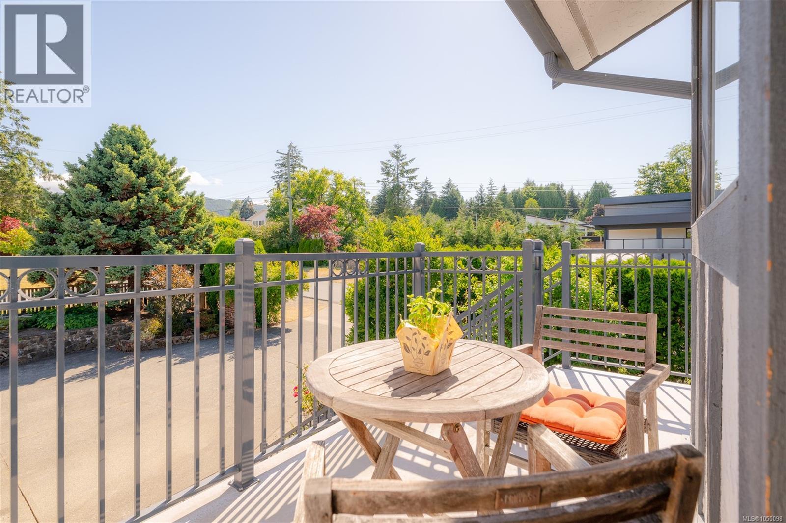 7115 Huddlestone Rd - 14