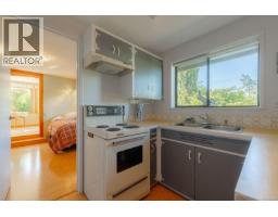 7115 Huddlestone Rd, Lantzville, BC V0R2H0 Photo 25