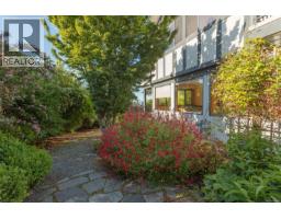 7115 Huddlestone Rd, Lantzville, BC V0R2H0 Photo 32