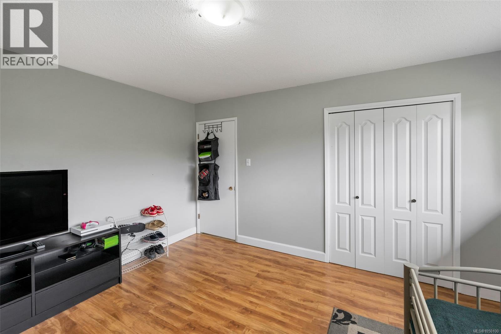 362 Day Rd - Image 20