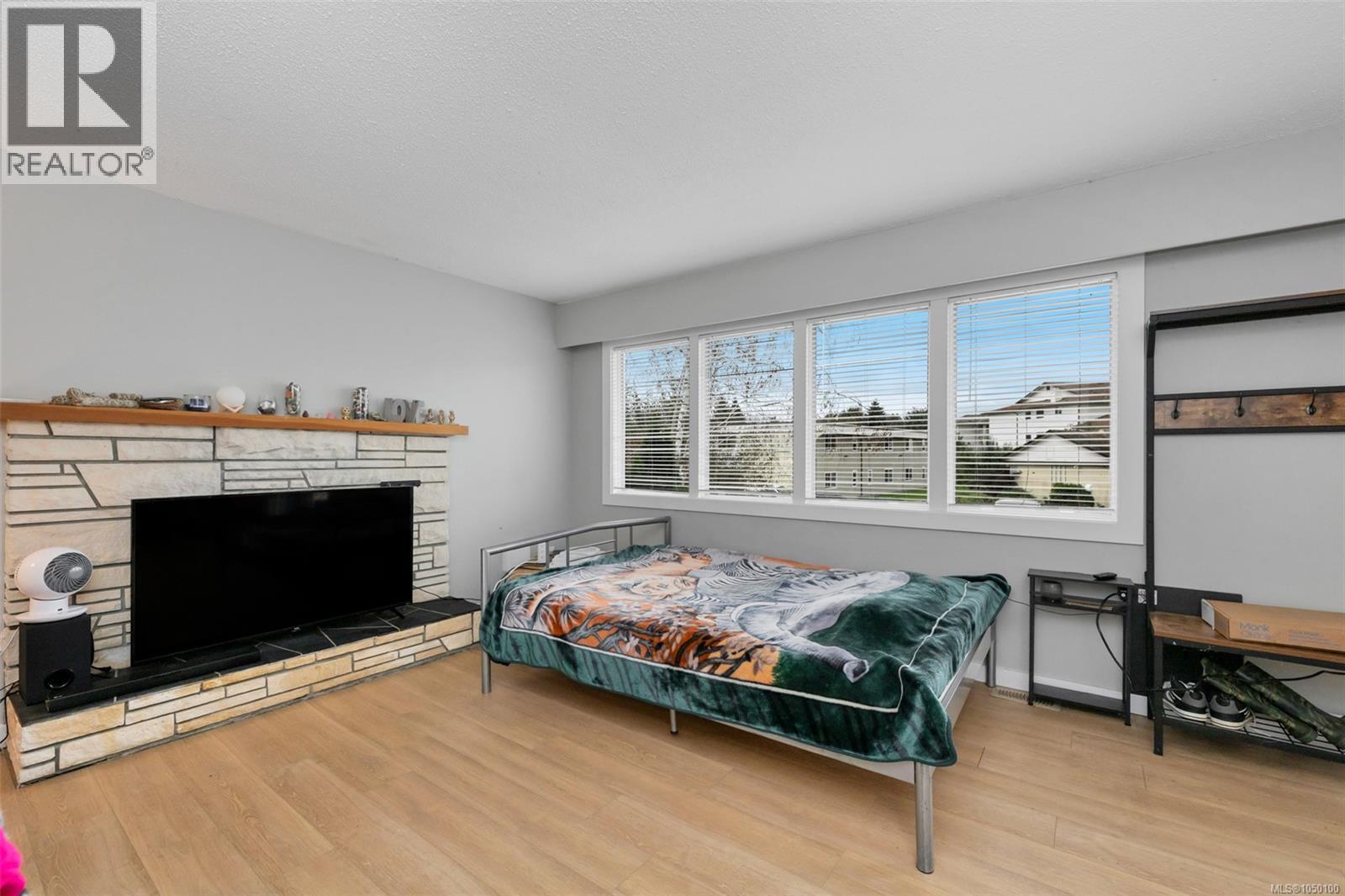 362 Day Rd - 21