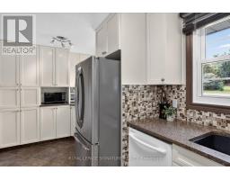 16 Lawrence Street S, Kawartha Lakes, ON K9J6X3 Photo 13