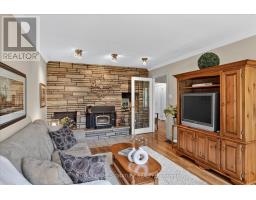16 Lawrence Street S, Kawartha Lakes, ON K9J6X3 Photo 27