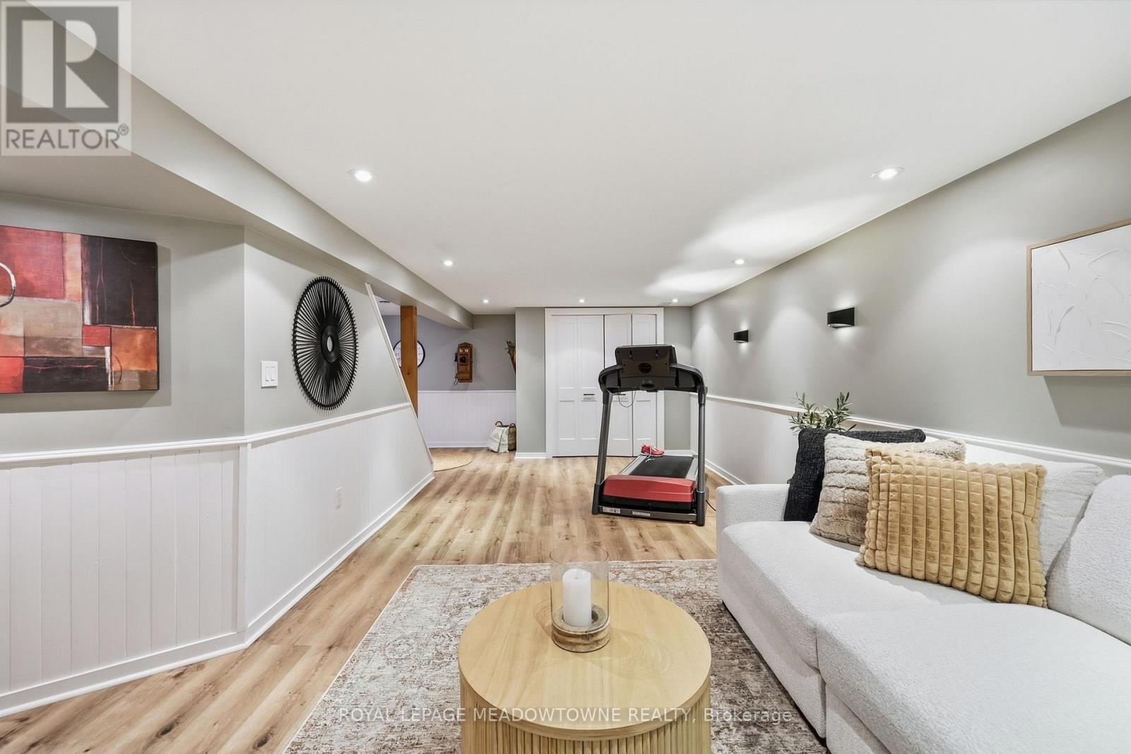 12 CHELTENHAM COURT - Image 32