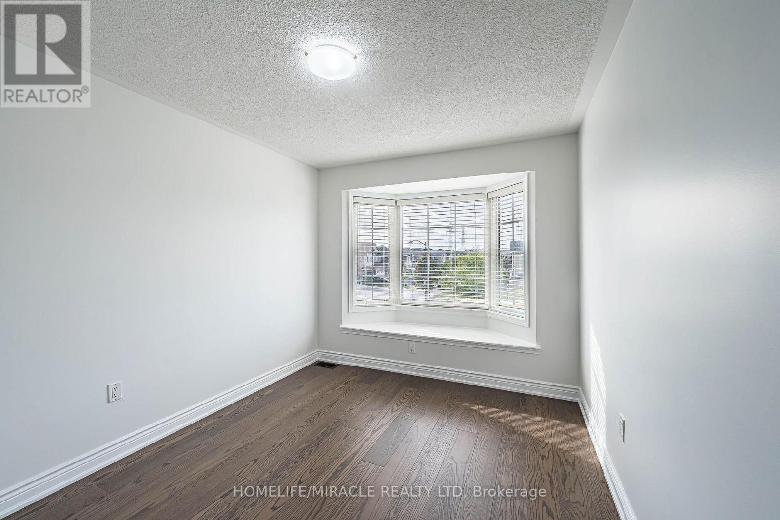 354 PANHELLENIC DRIVE - Image 32