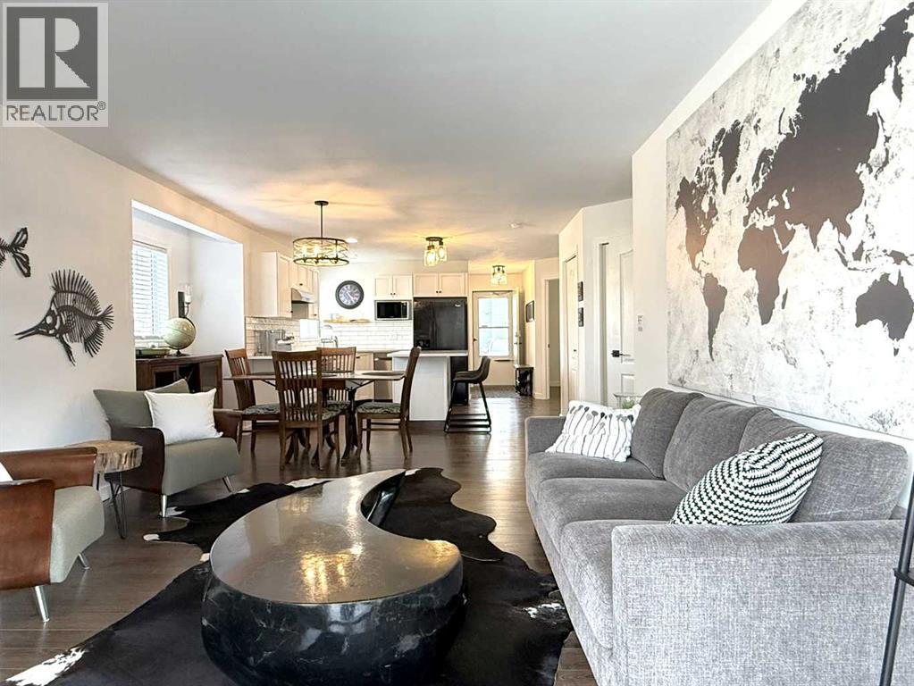 5220 50A Avenue, Sylvan Lake