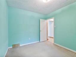 24137 River Road W, Lorette, MB R5K0E5 Photo 34