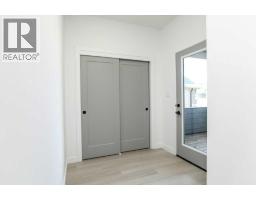 664 Devonia Road W - photo 9