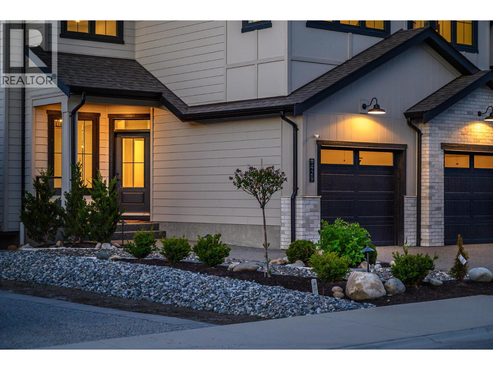 429 Morningview Drive, Coldstream, British Columbia, V1B0B5, Coldstream, British Columbia — photo 3 of 5