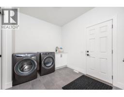 429 Morningview Drive, Coldstream, BC V1B0B5 Photo 27