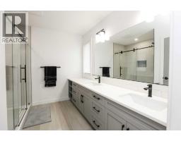664 Devonia Road W - photo 31