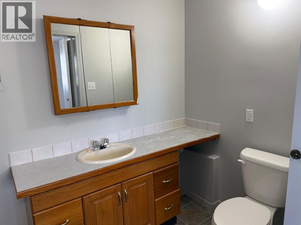 1239 41 Avenue N - 14
