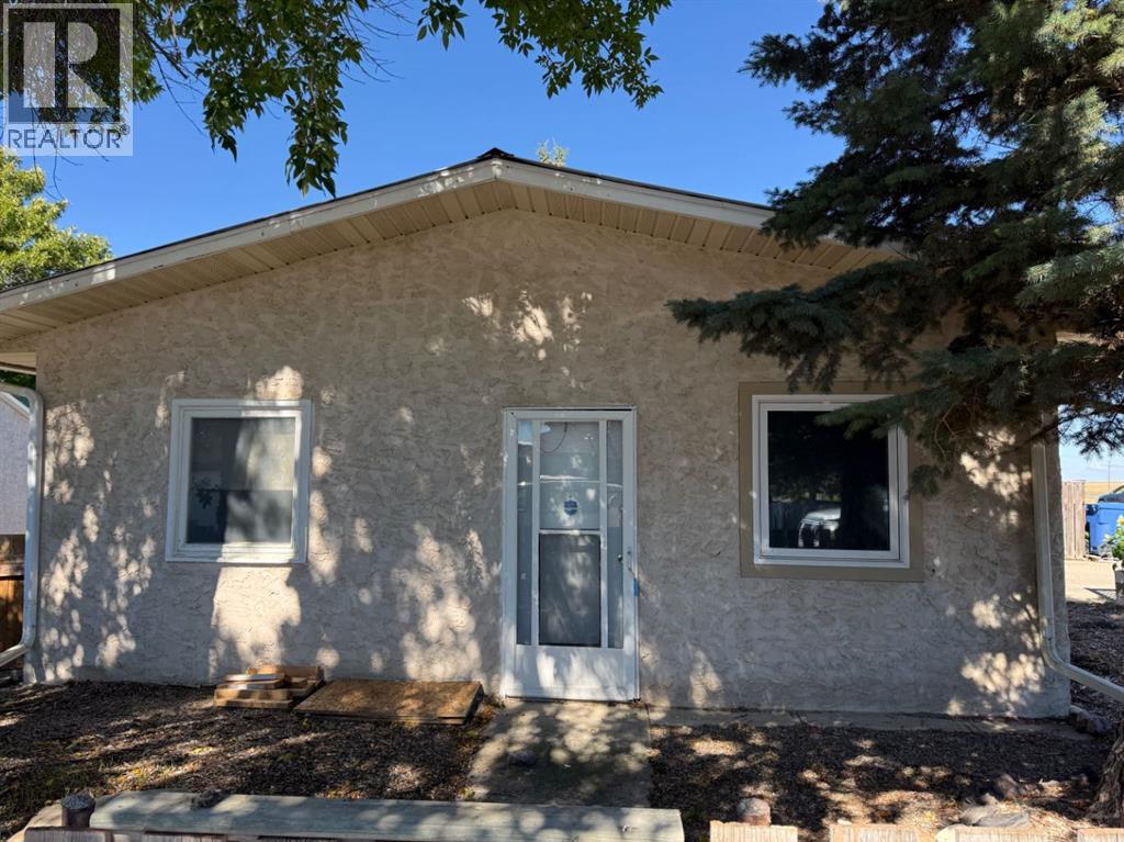1239 41 Avenue N - 3